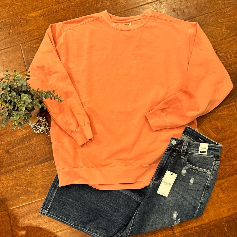 Comfort Colors Coral Crewneck Sweatshirt - Soft Coral Orange